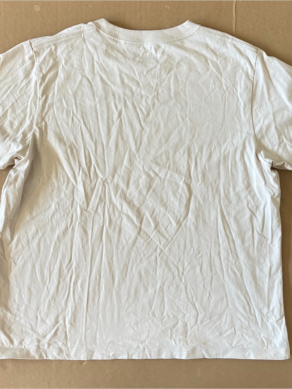 UT Uniqlo Izumi Shiokawa X Alice in Wonderland Short Sleeve Graphic TShirt Large - Picture 9 of 9